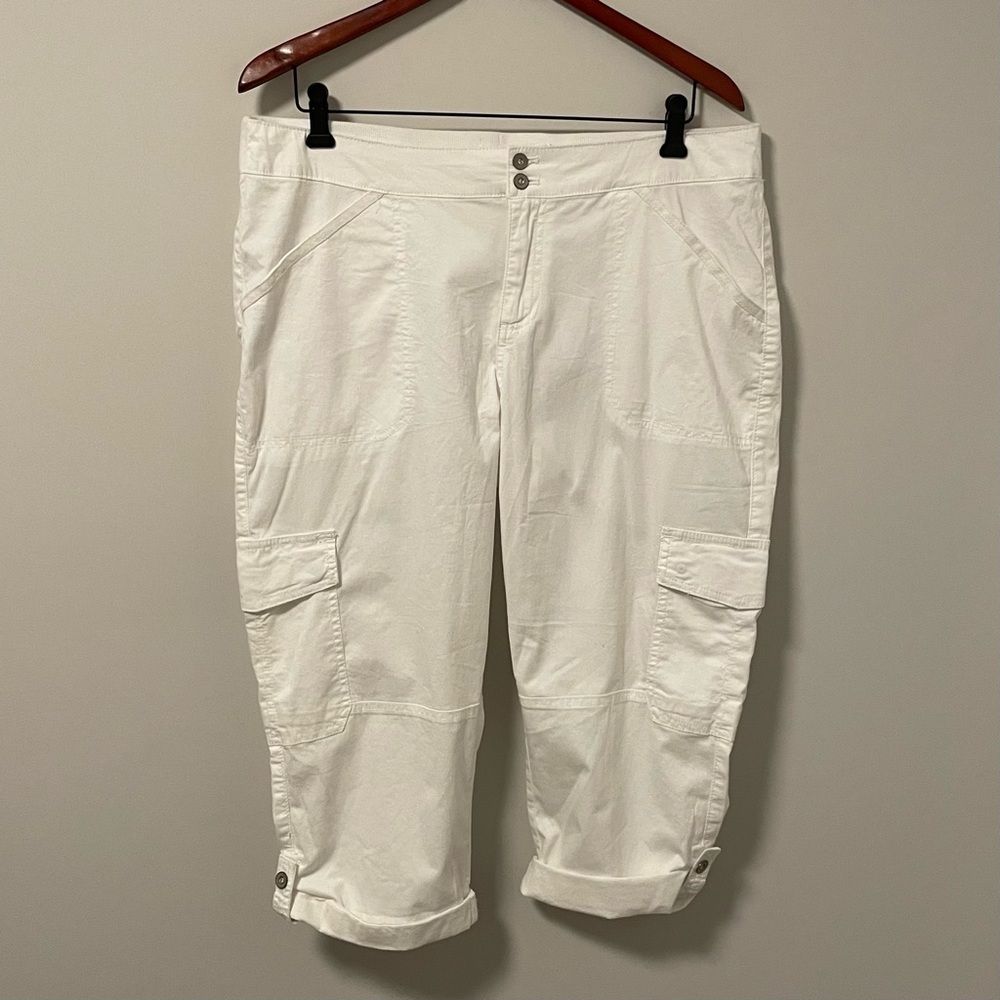 White Capri Pant